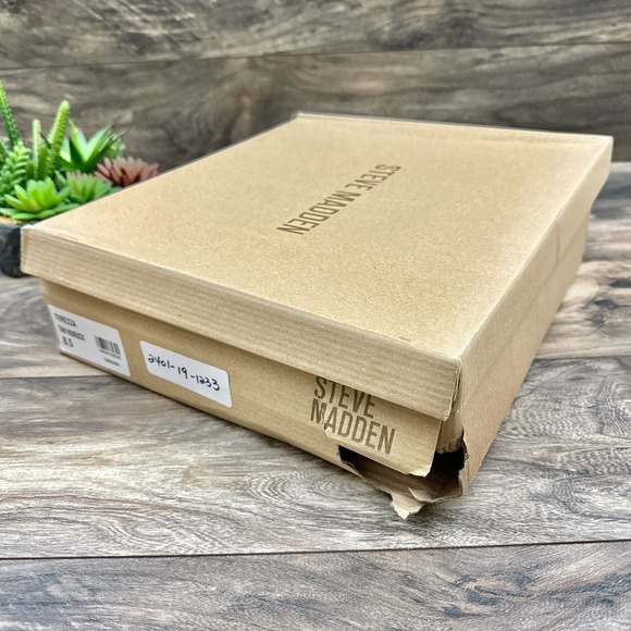 Steve Madden 8.5M Terezza Tan Nubuck Pull On Pointed Toe Western Ankle Bootie - Picture 12 of 12